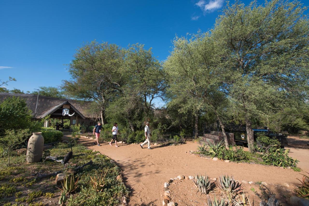 Kambaku Safari Lodge Заповедник Тимбавати Экстерьер фото